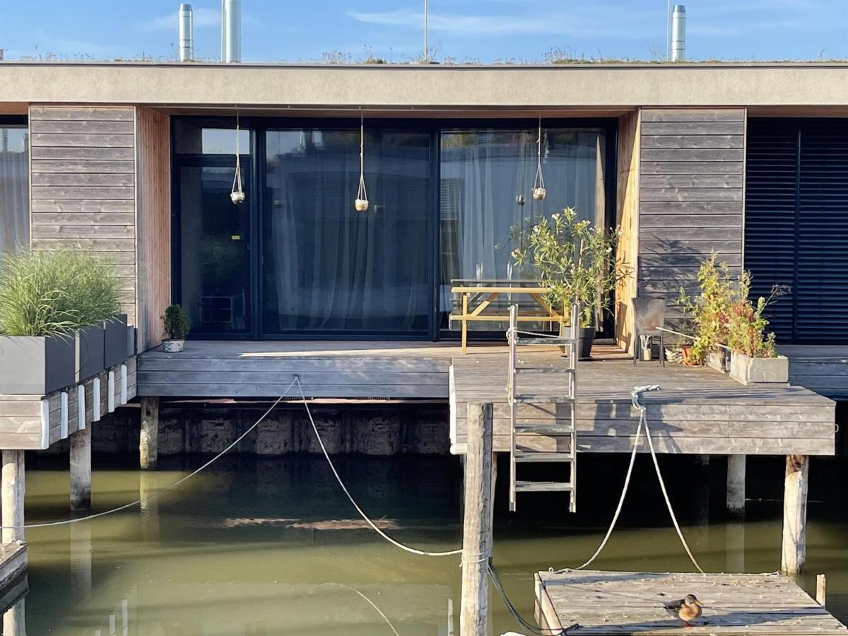Ferienhaus Am See Neusiedl Neusiedl am See Exterior photo